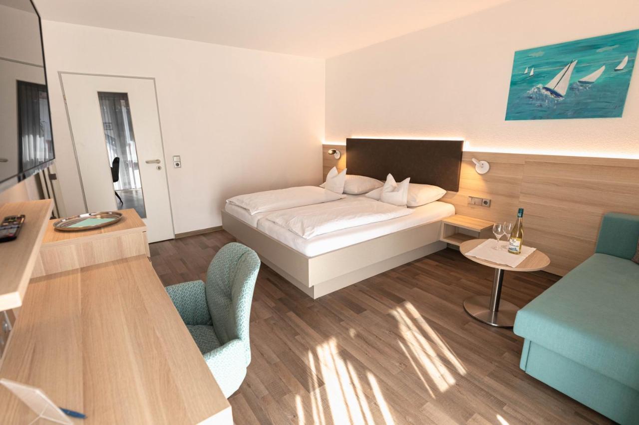 Hotel Christine ราดอล์ฟเซลล์ อัม โบเดนซี ภายนอก รูปภาพ