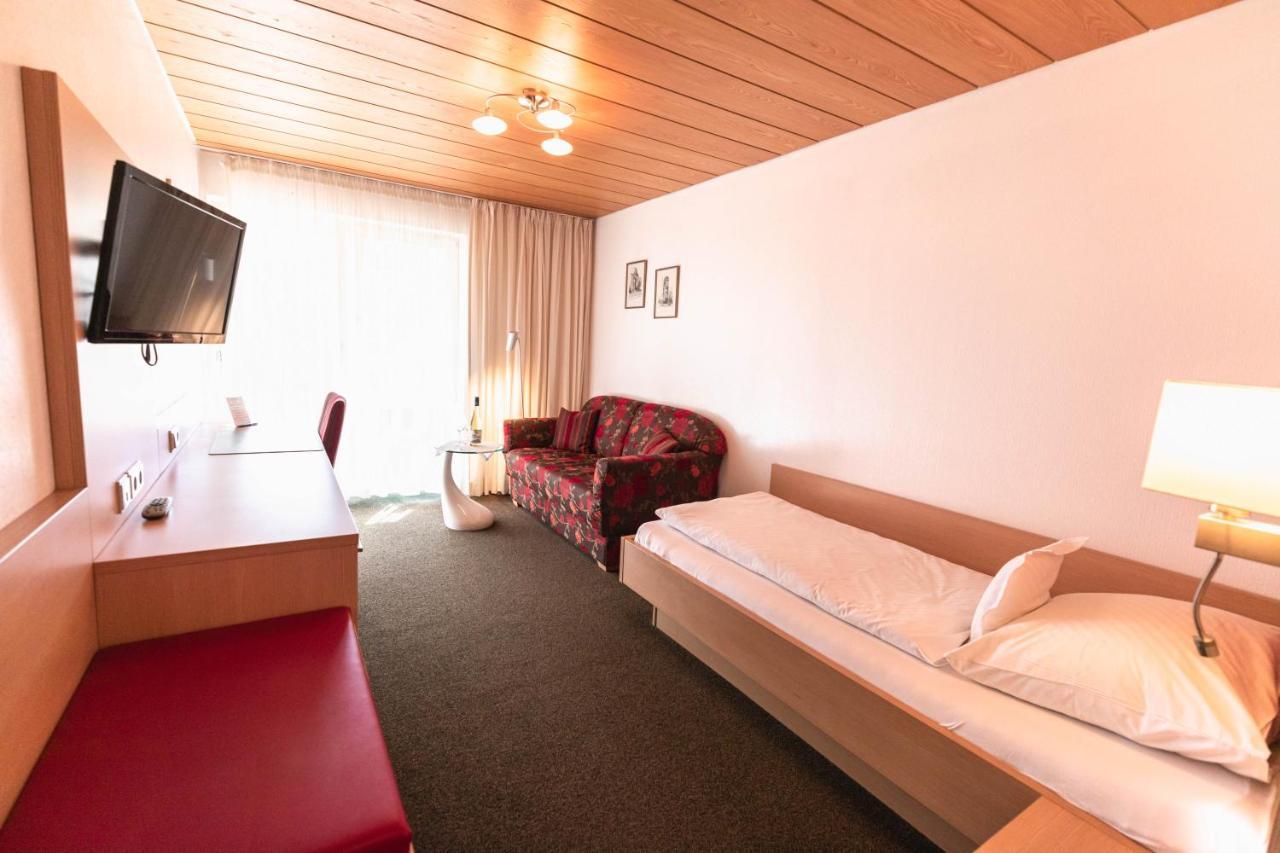 Hotel Christine ราดอล์ฟเซลล์ อัม โบเดนซี ภายนอก รูปภาพ